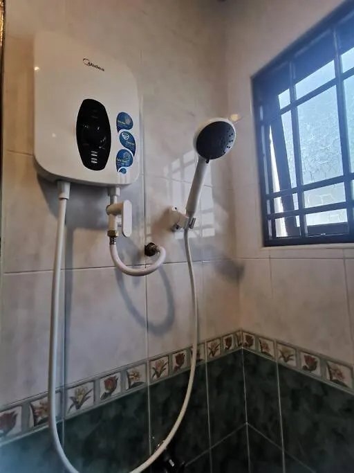 Apartmán Permas 14Min To Midvalley 10Pax Wifi Tv Box 4Broom Johor Bahru