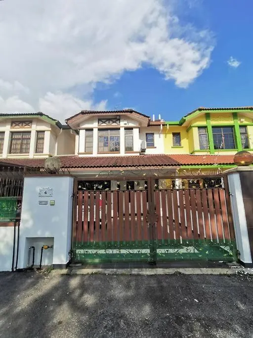 Permas 14Min To Midvalley 10Pax Wifi Tv Box 4Broom Johor Bahru Apartmán