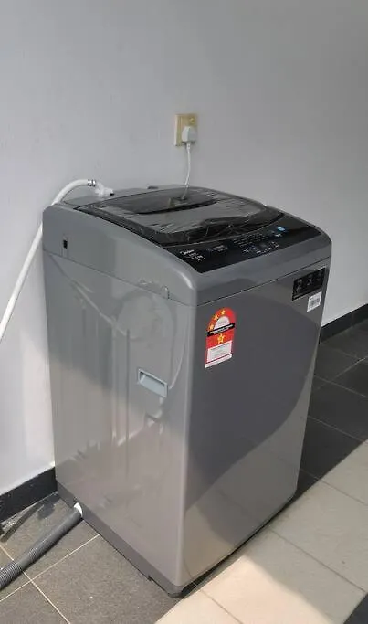 Permas 14Min To Midvalley 10Pax Wifi Tv Box 4Broom Johor Bahru 0*,